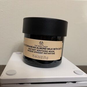 The Body Shop Almond Milk and Oats Soothing Face Mask